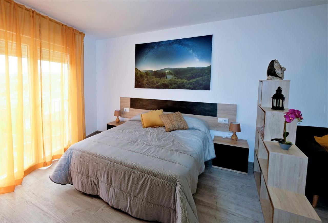 Gegant De Pedra Apartaments Adzaneta Kültér fotó