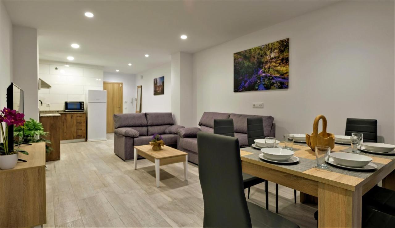Gegant De Pedra Apartaments Adzaneta Kültér fotó