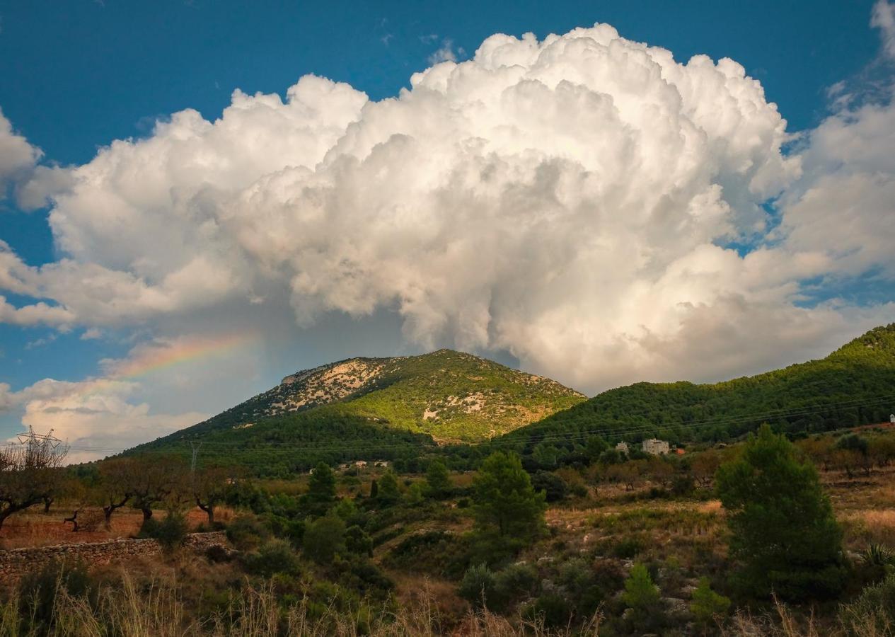 Gegant De Pedra Apartaments Adzaneta Kültér fotó
