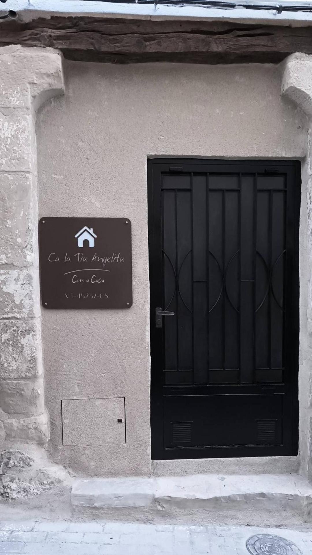 Gegant De Pedra Apartaments Adzaneta Kültér fotó