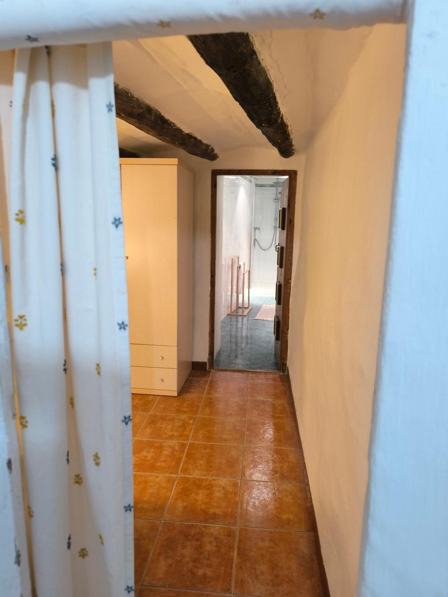 Gegant De Pedra Apartaments Adzaneta Kültér fotó